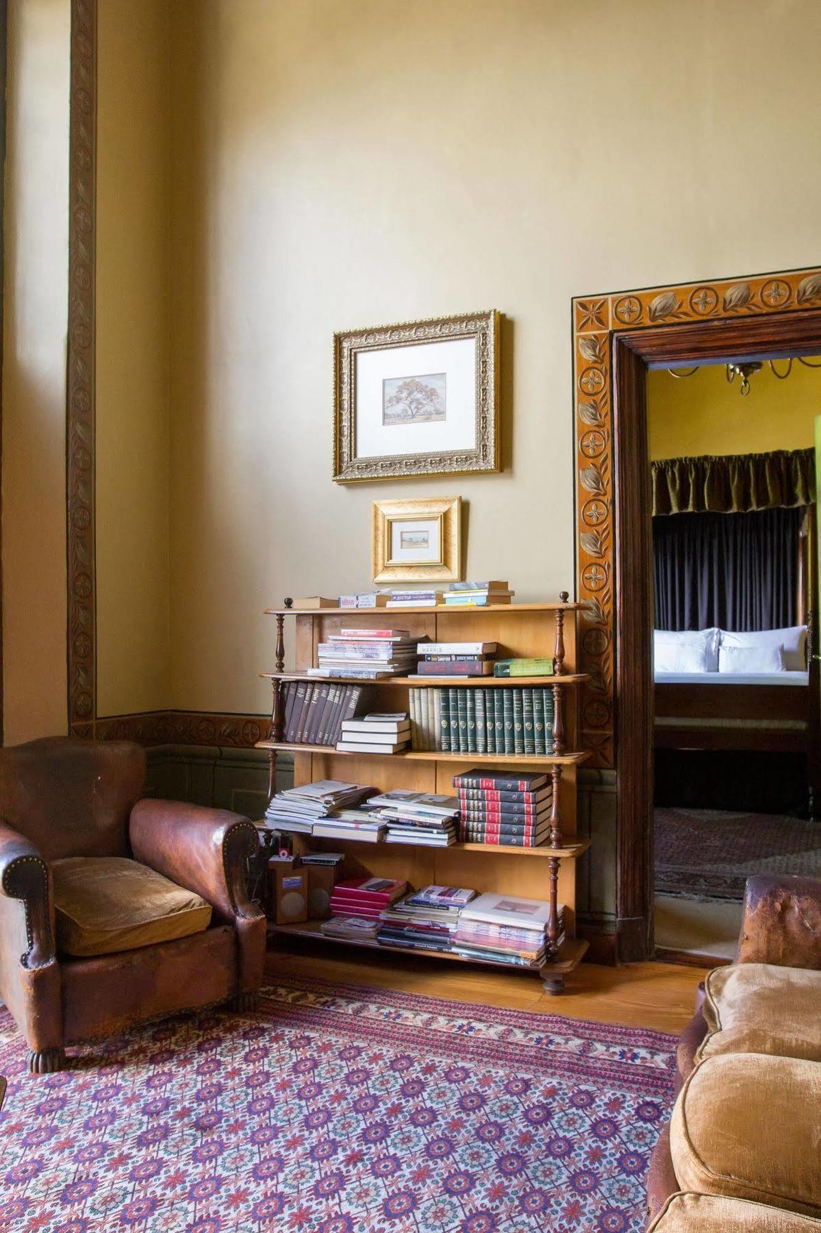 Dutch Manor Antique Hotel Cape Town Exterior photo