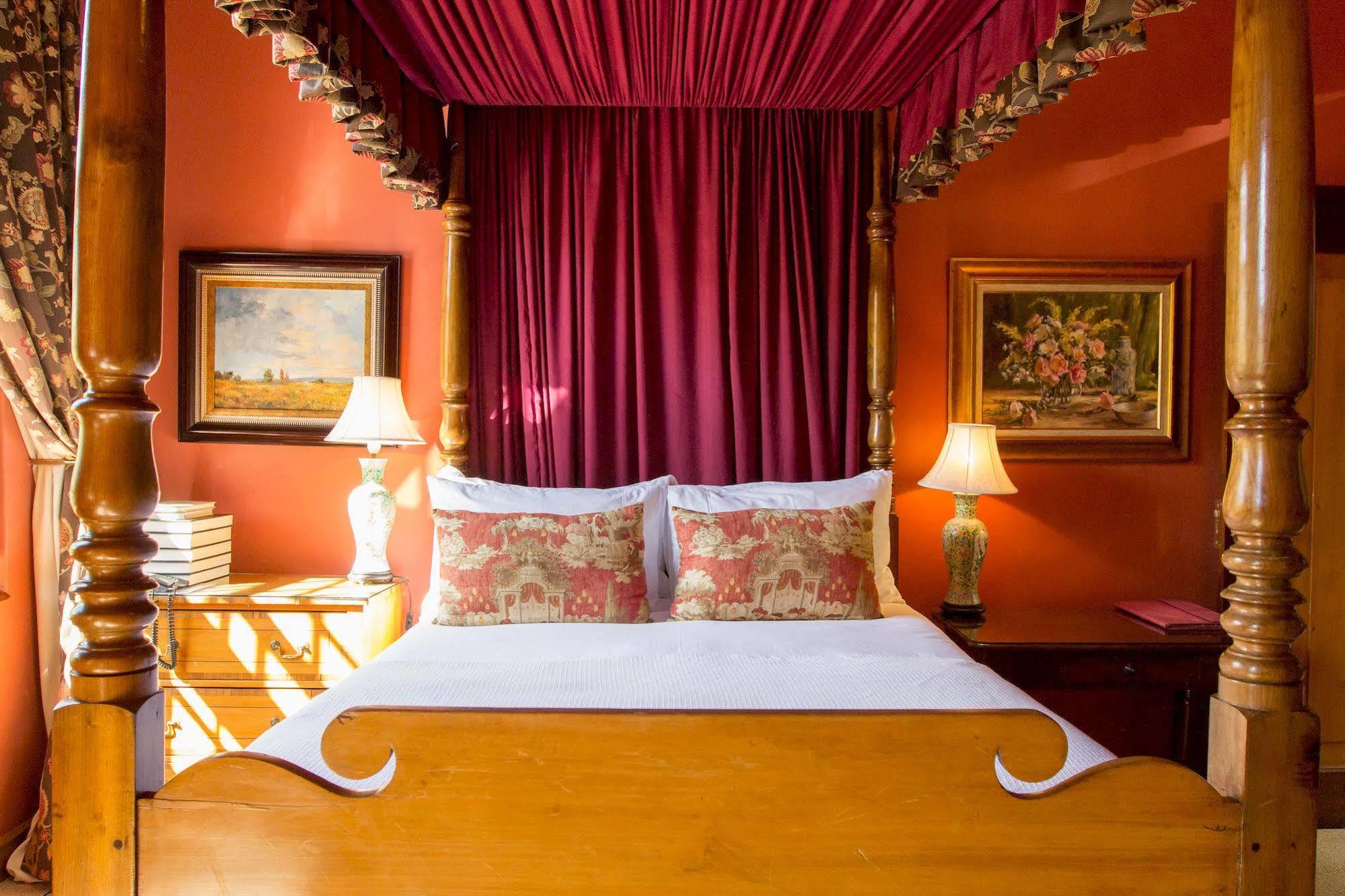 Dutch Manor Antique Hotel Cape Town Exterior photo